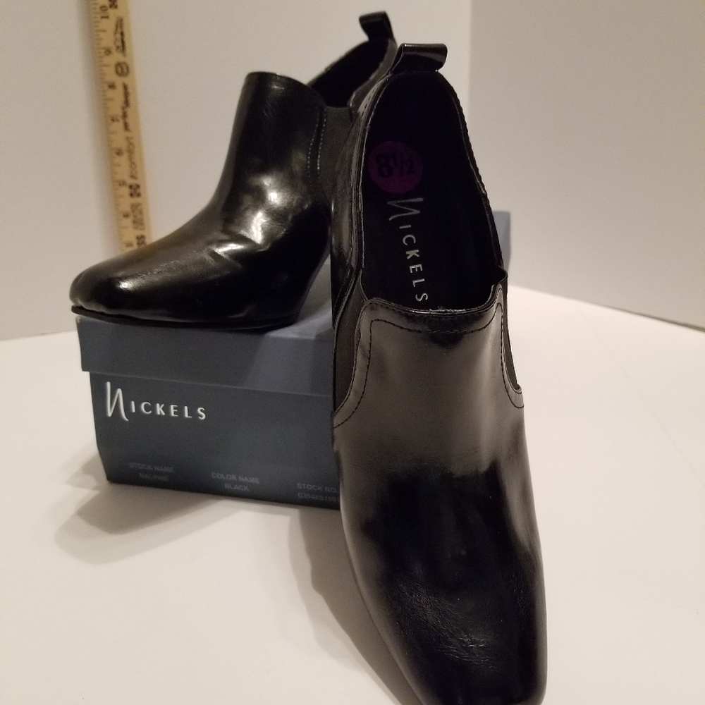 Nickels booties size 8.5